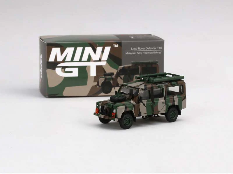 Land Rover Defender 110 Malaysian Army (Malaysia Exclusive) Diecast 1:64 Scale Model - True Scale Miniatures MGT00321 - Image 4